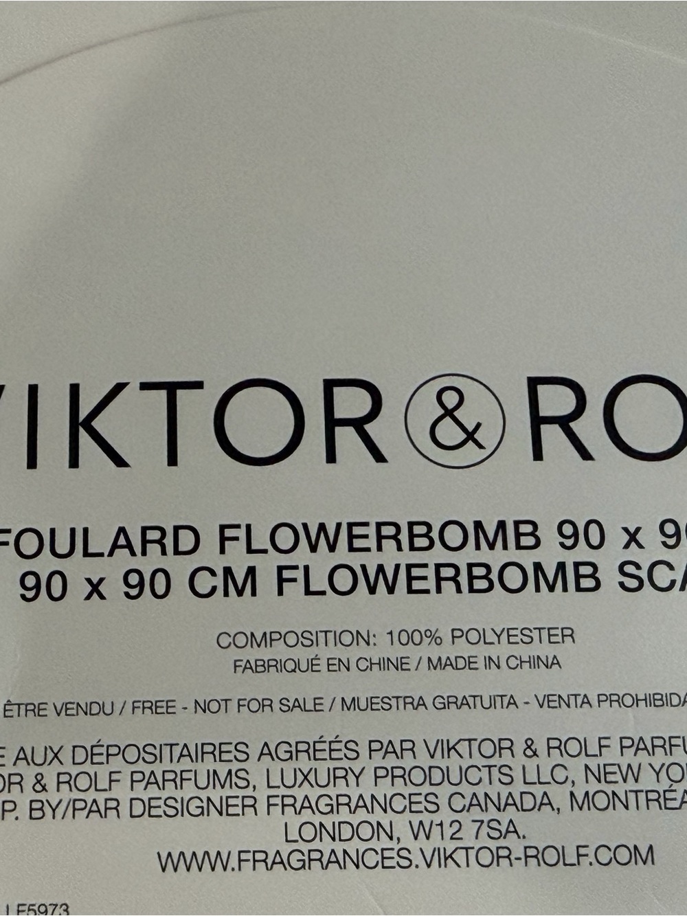 Viktor & Rolf Mini Flowerbomb Gift Set - Light Pink & Black - Picture 4 of 4